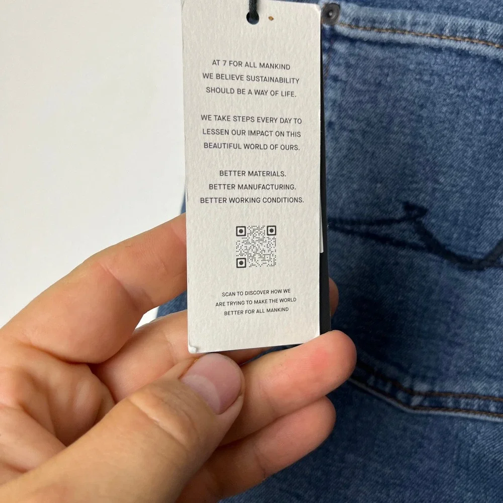 7 For All Mankind sizing reminder